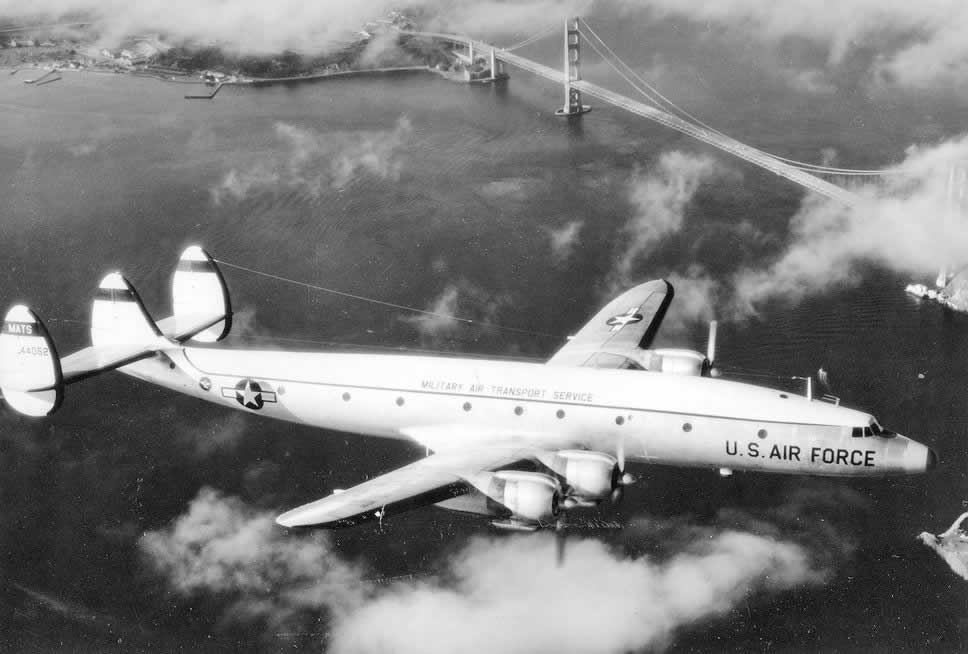 USAF Lockheed C-121G, S/N 54-4052 in flight