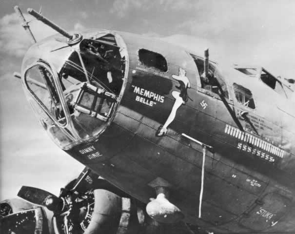 Nose art on B-17F Flying Fortress "Memphis Belle" 