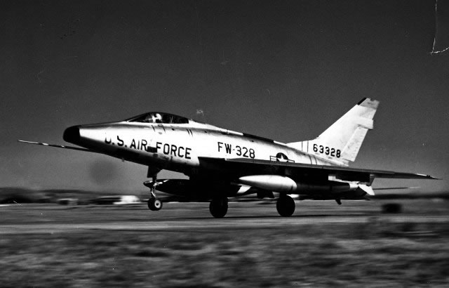 U.S. Air Force F-100 Super Sabre, S/N 63328, Buzz No. FW-328 at takeoff (Photo courtesy of U.S. Air Force)