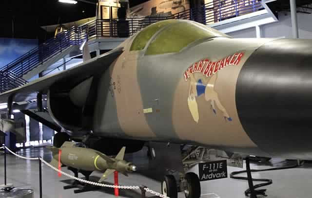 F-111E Aardvark "Heart Breaker", S/N 68-055